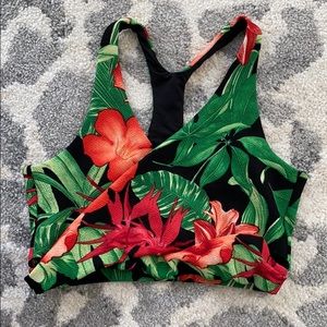 Cute Booty Lounge Sports bra !